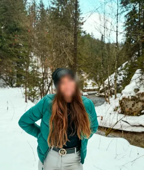 Fatma, 27
