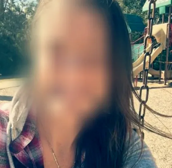 Jasmin, 39