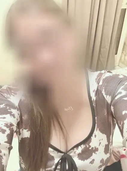 Lena, 39