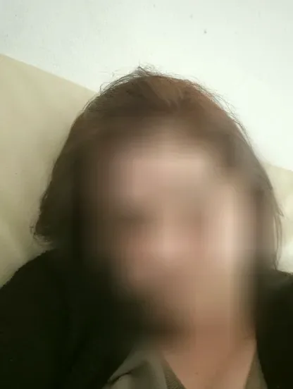 Lotta, 35