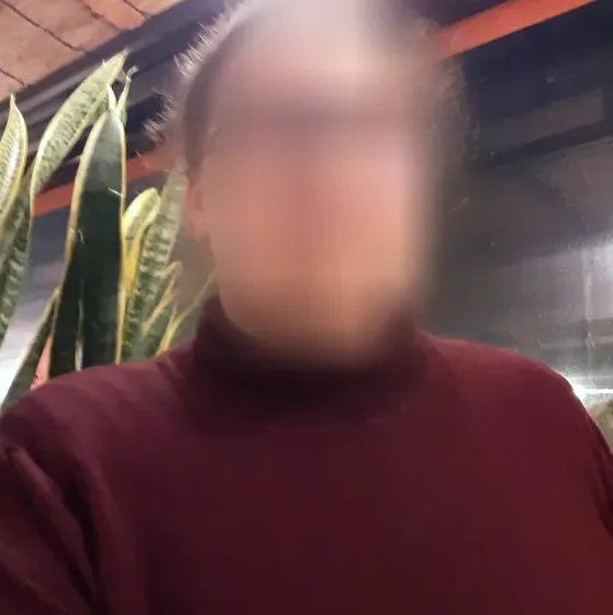 Nicole, 37