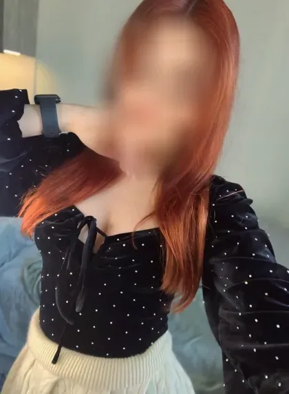 Nora, 26