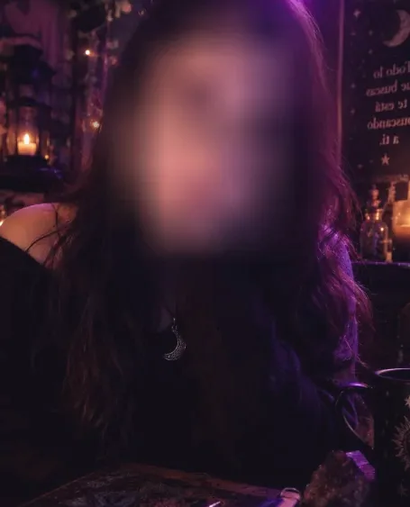 Svenja, 33