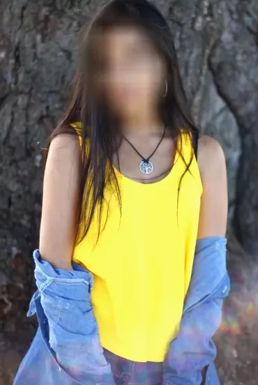 Vivien, 32