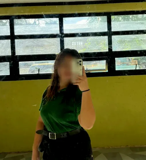 Wiebke, 19