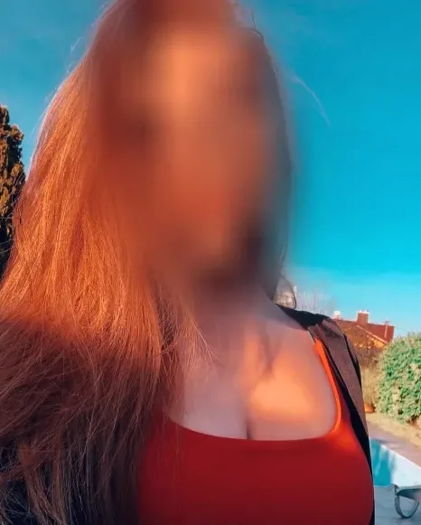 Yasmin, 34